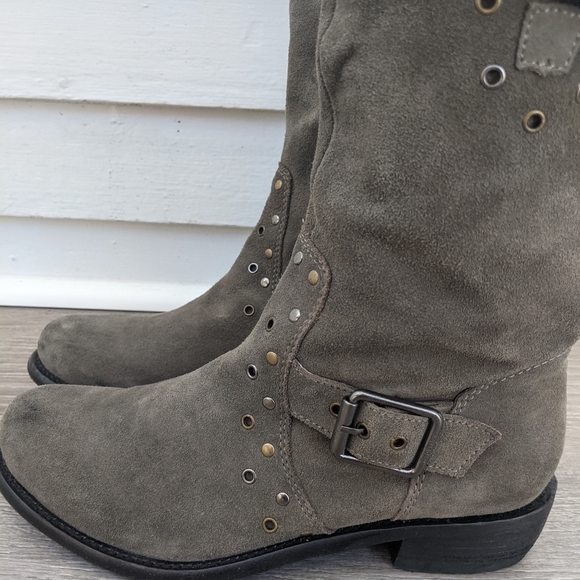 Juicy Couture Gray Suede Giordana Boots - Picture 2 of 6